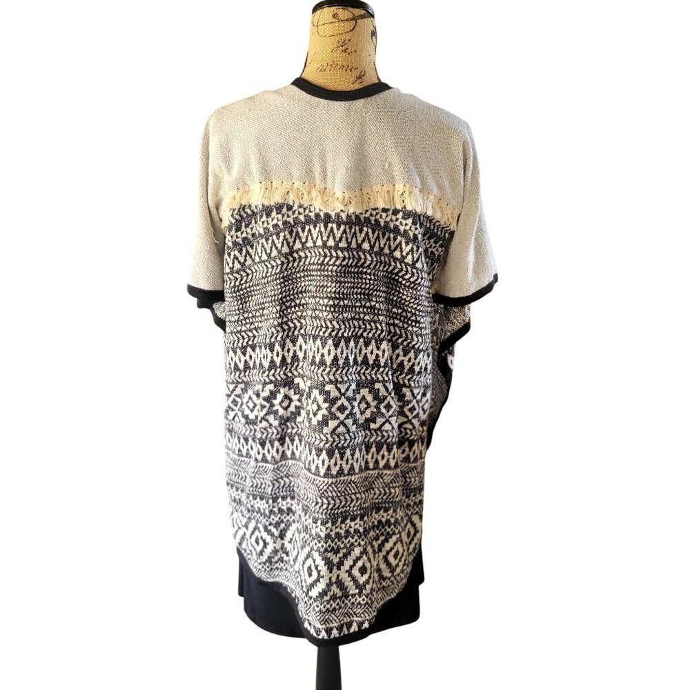 Scrapbook Black & Ivory Open Front Poncho/ Cardigan with Fringe Detail- S - Picture 2 of 9